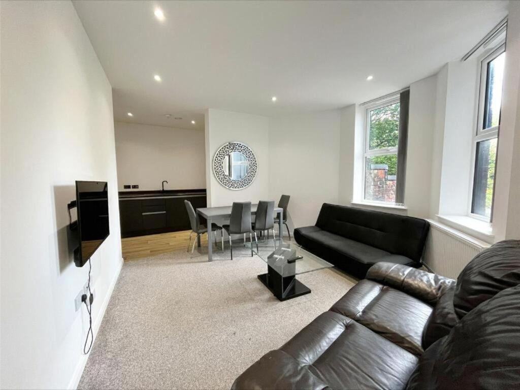 City Point Apartments Manchester Extérieur photo